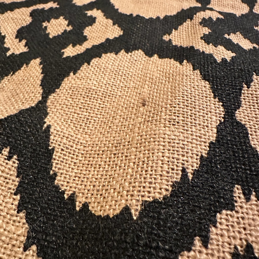 Table Runner - Picture 2 of 2